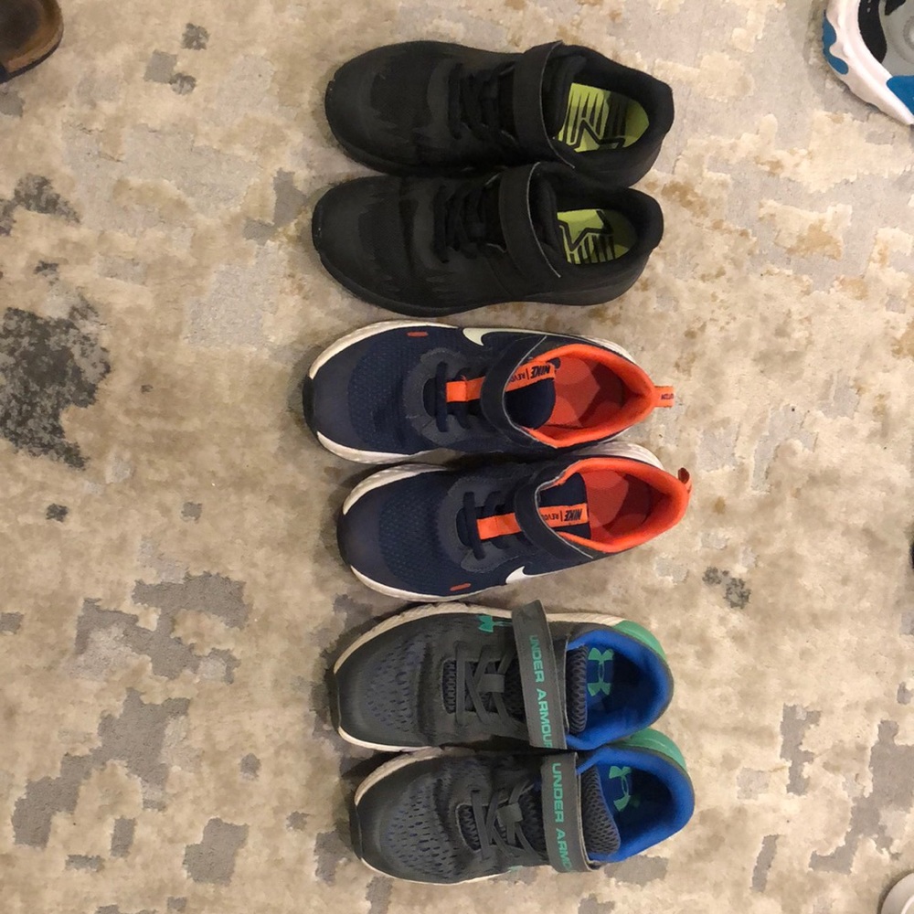 Boy shoes size 13.5